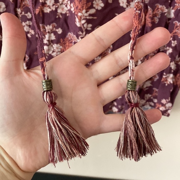 Knox Rose Floral Blouse in Burgundy and Cream - Picture 4 of 5